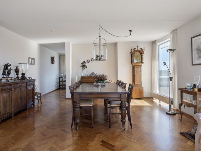 Vredesplein 51, Waalwijk