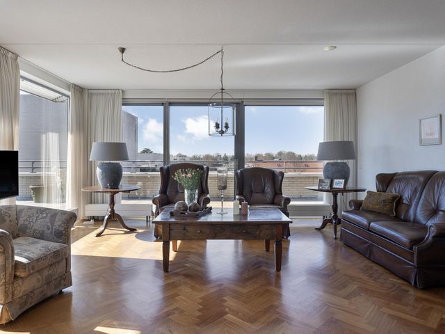 Vredesplein 51, Waalwijk