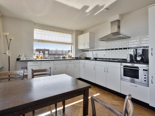 Vredesplein 51, Waalwijk