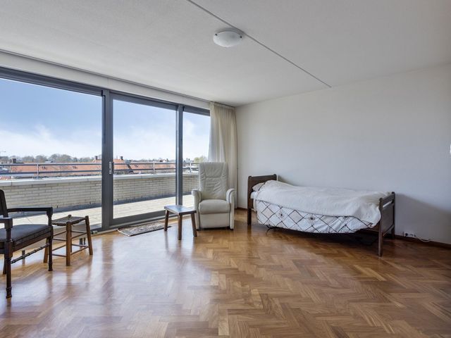 Vredesplein 51, Waalwijk