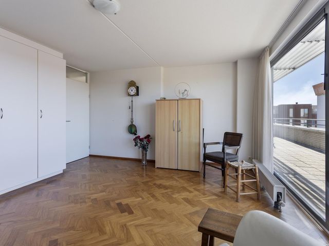 Vredesplein 51, Waalwijk