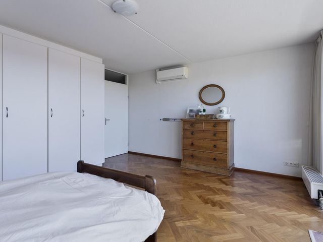 Vredesplein 51, Waalwijk