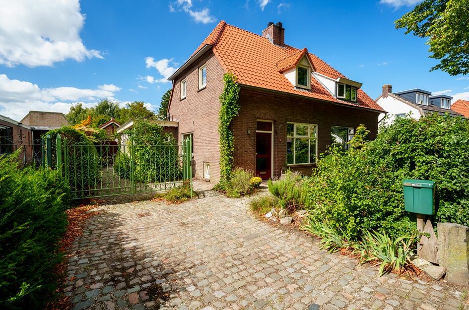 Schoolstraat 18