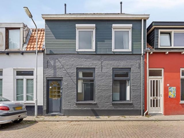 Nieuwstraat 16, IJzendijke