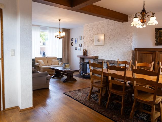 De Lerodestraat 12, Born