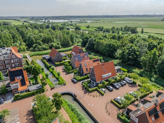 Boumare 152, Maasland