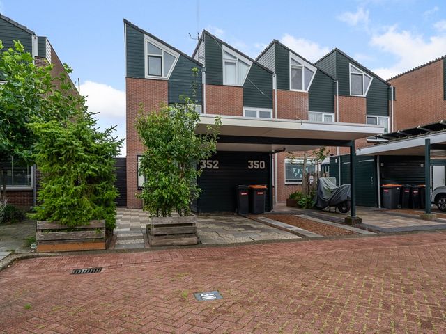 Benesserlaan 352, Uitgeest