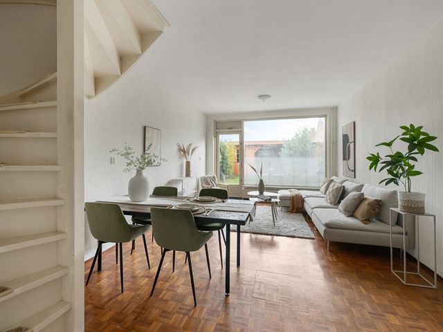 Benesserlaan 352, Uitgeest