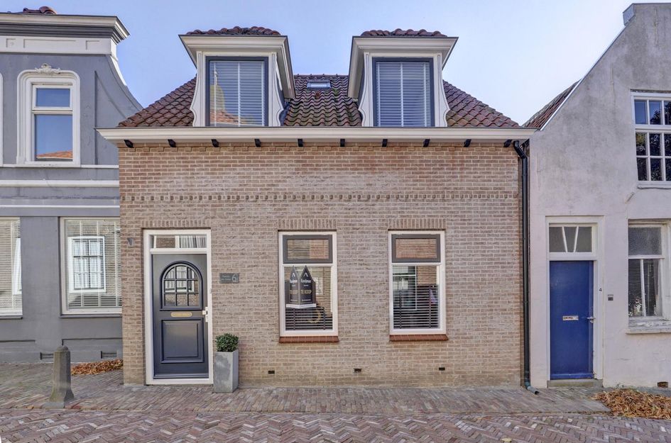 Hoge Kerkstraat 6