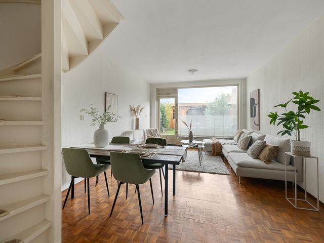 Benesserlaan 352, Uitgeest