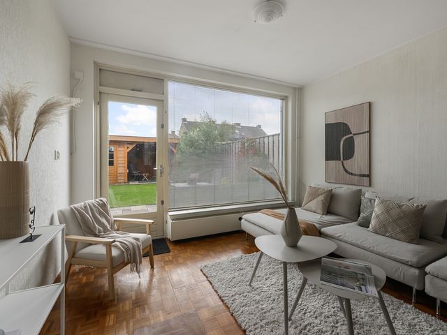 Benesserlaan 352, Uitgeest