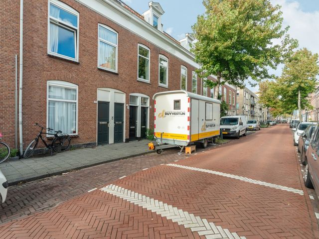 Newtonstraat 199, Den Haag