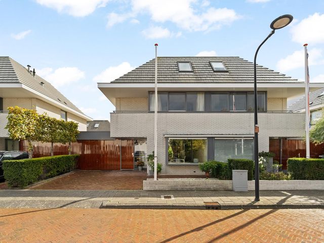 Viverlaan 6, Noordwijk