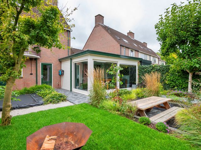 Middellaan 141, Veenendaal