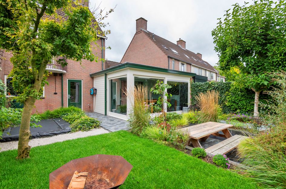 Middellaan 141