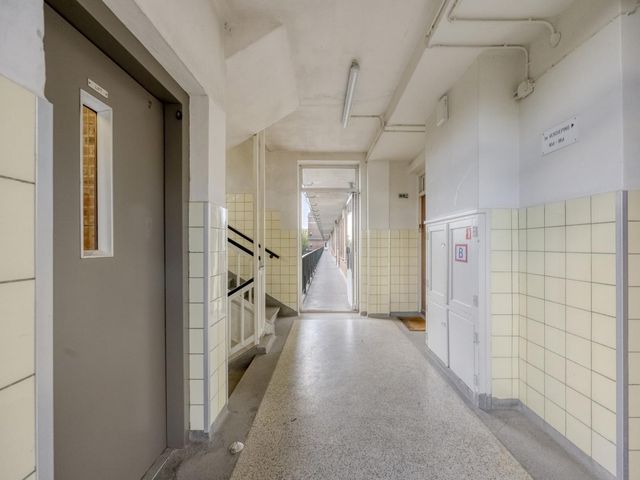 Herman Robbersstraat 84D, Rotterdam