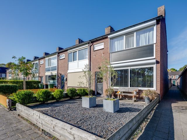 Strijenstraat 13, Rijen