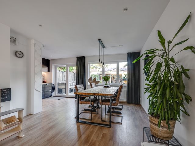Strijenstraat 13, Rijen