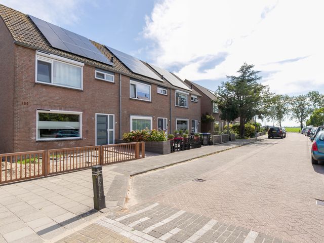 Pastoor Gortzstraat 9, Oud Ade