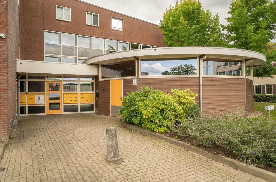 Spoorbaanstraat 1 2