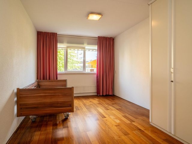 Spoorbaanstraat 1 2, Enschede