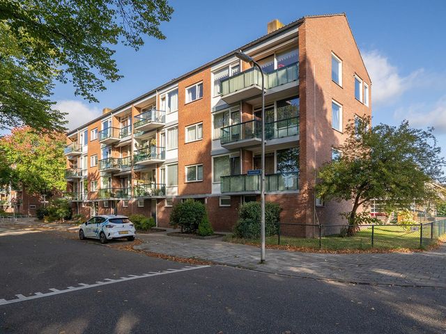 Zaanstraat 51, Enschede