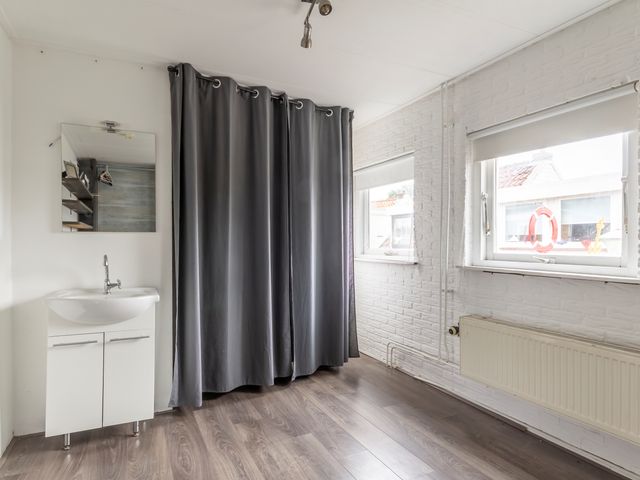Vijzelstraat 84, Den Helder