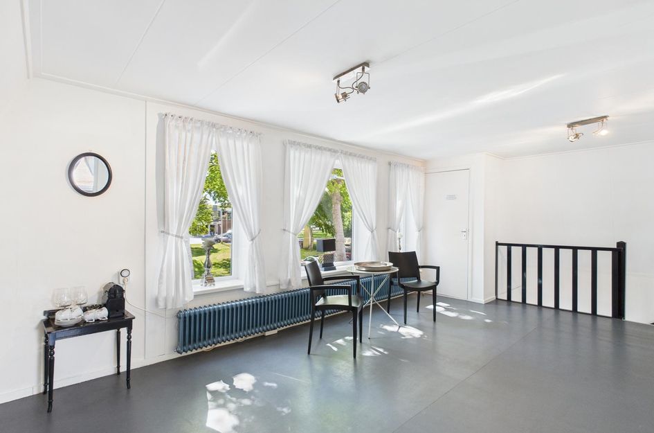 van Steenbergenlaan 2