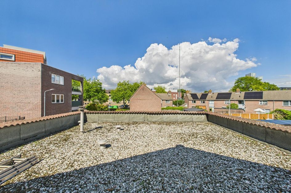 van Steenbergenlaan 2