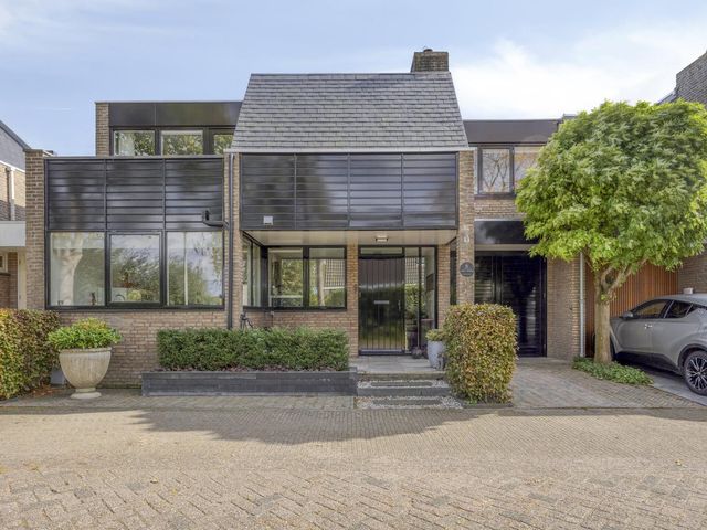 Kamille 6, Krimpen Aan Den IJssel