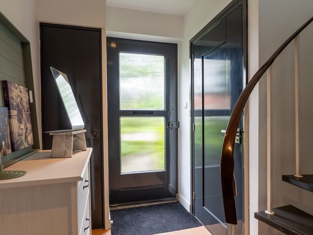 Vijverstraat 8, Nieuwendijk