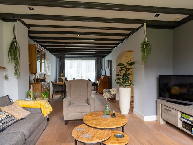 Vijverstraat 8, Nieuwendijk