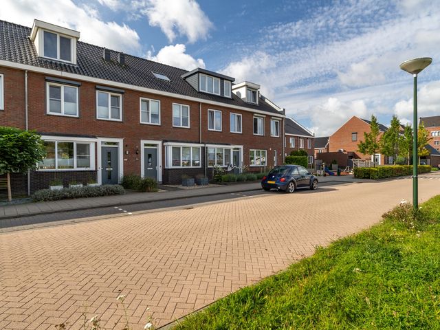 Sportlaan 46, Almkerk