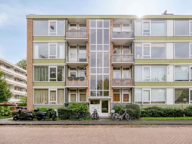 Ter Weerlaan 186, Wassenaar