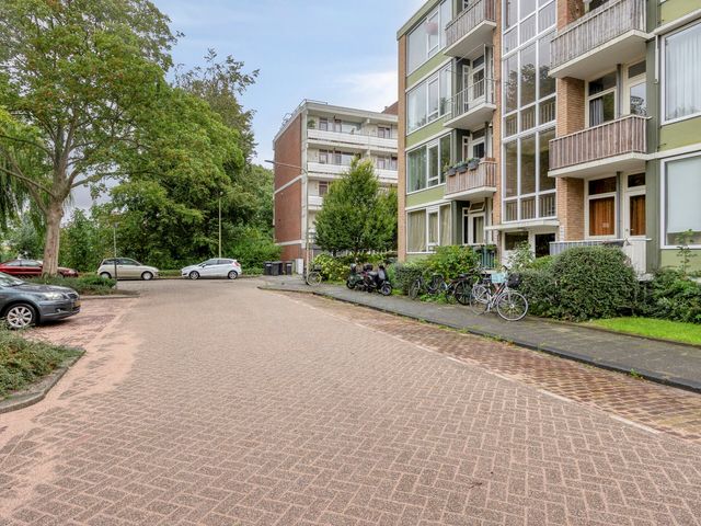 Ter Weerlaan 186, Wassenaar