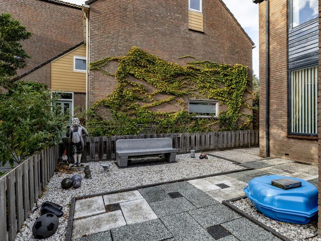 Bernhardplaats 58, Hellevoetsluis