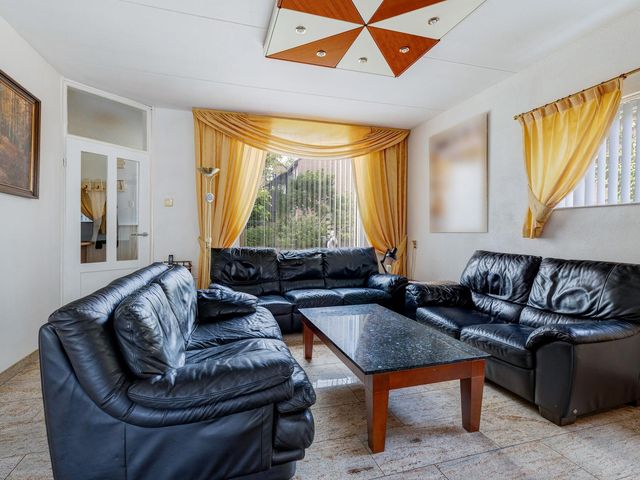 Bernhardplaats 58, Hellevoetsluis
