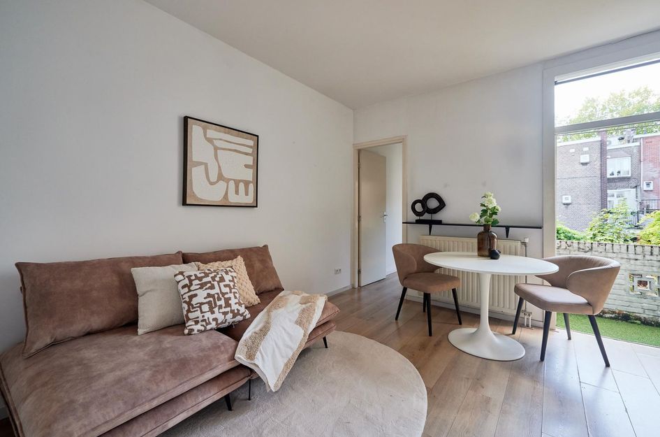 Menadostraat 20