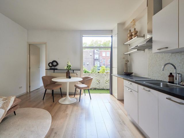 Menadostraat 20, Utrecht
