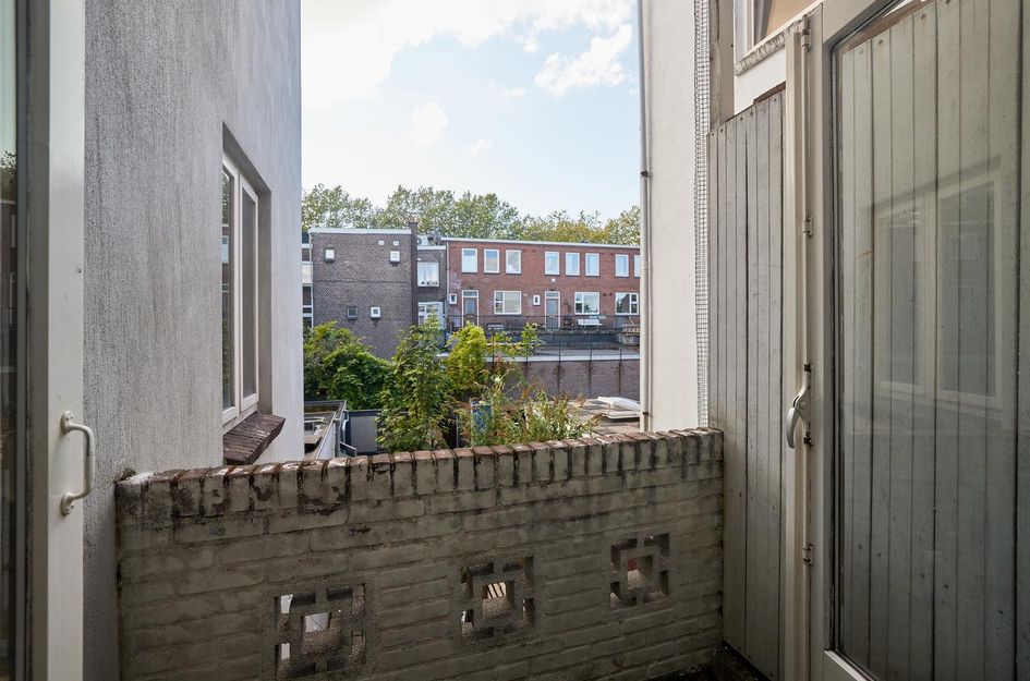 Menadostraat 20