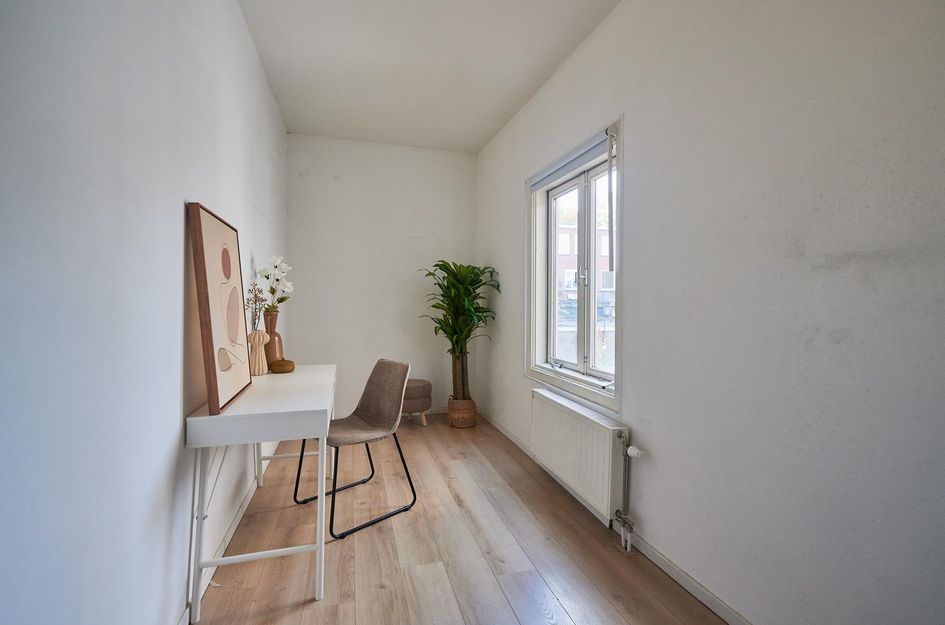 Menadostraat 20