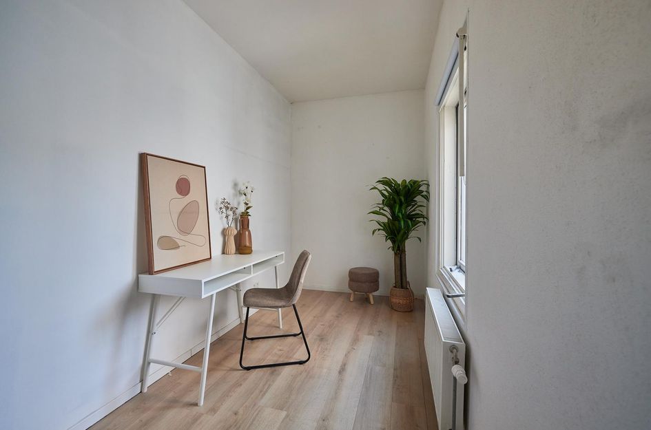 Menadostraat 20