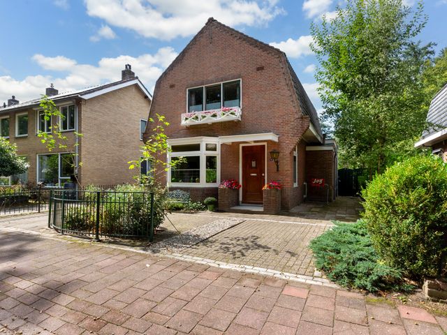 Oude Postweg 8, Austerlitz