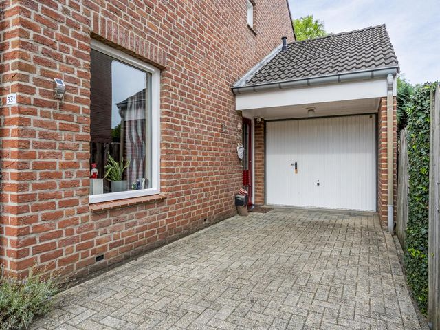 Vaesrade 93b, Nuth