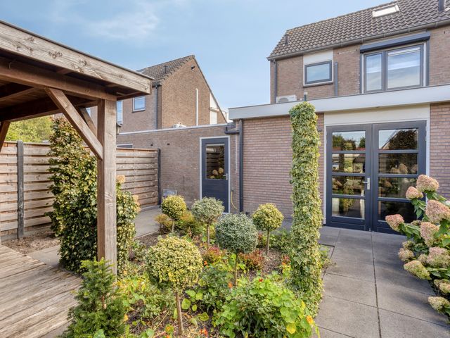 Clematisstraat 3, Opheusden
