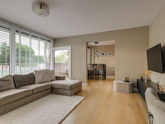 Klaverweide 220, Voorburg