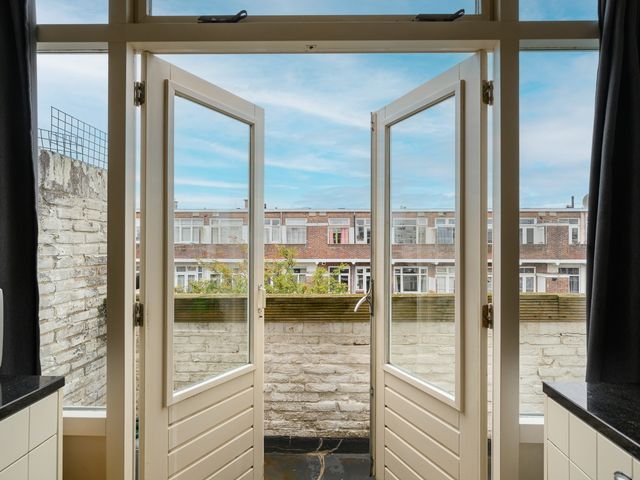Voorthuizenstraat 117, Den Haag