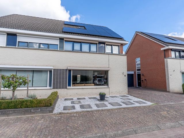 Vogelwikke 6, Venray
