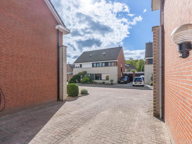 Vogelwikke 6, Venray