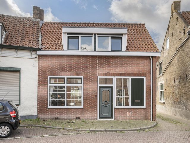 Markt 15, Poortvliet